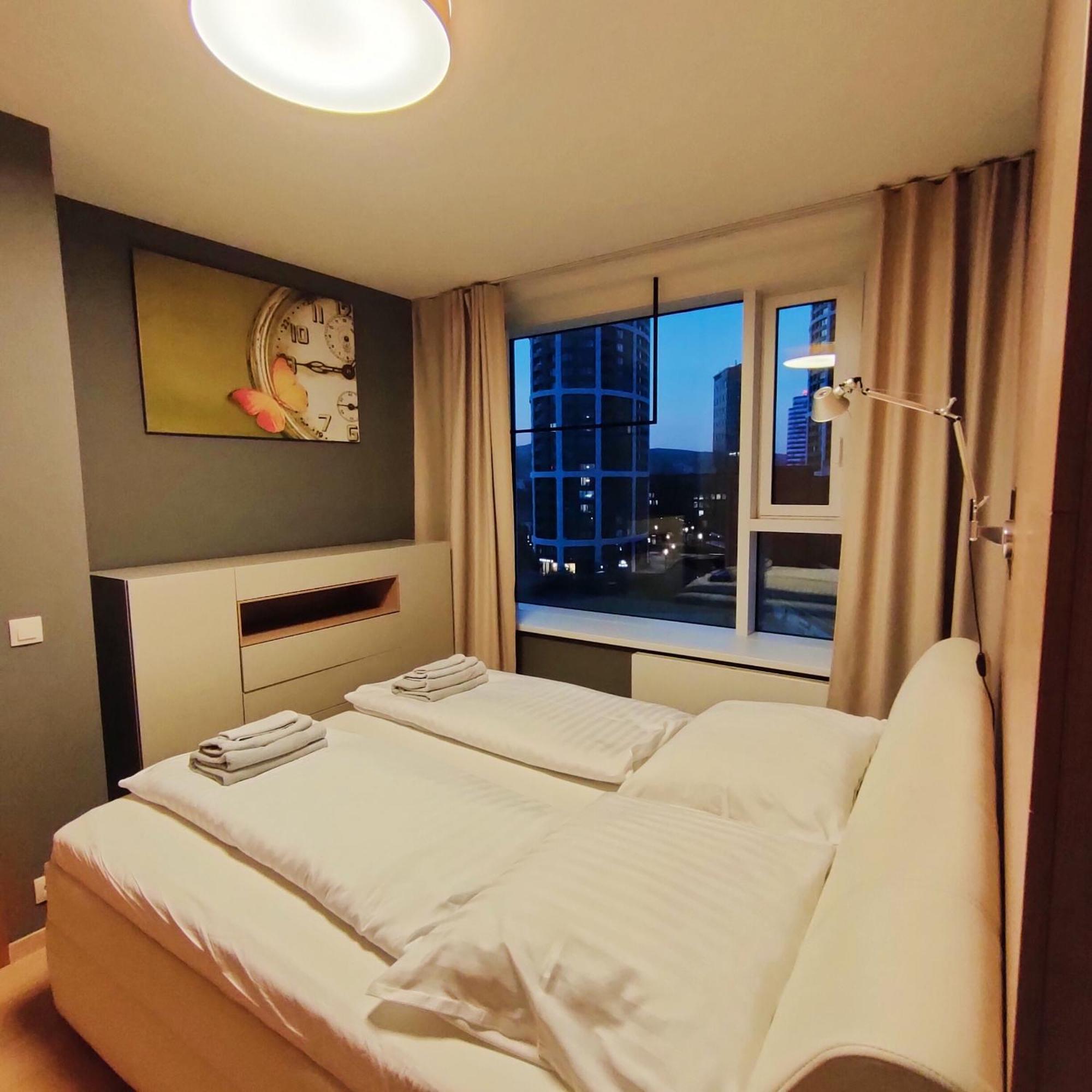 Sag Panorama City Free Parking 브라티슬라바 외부 사진