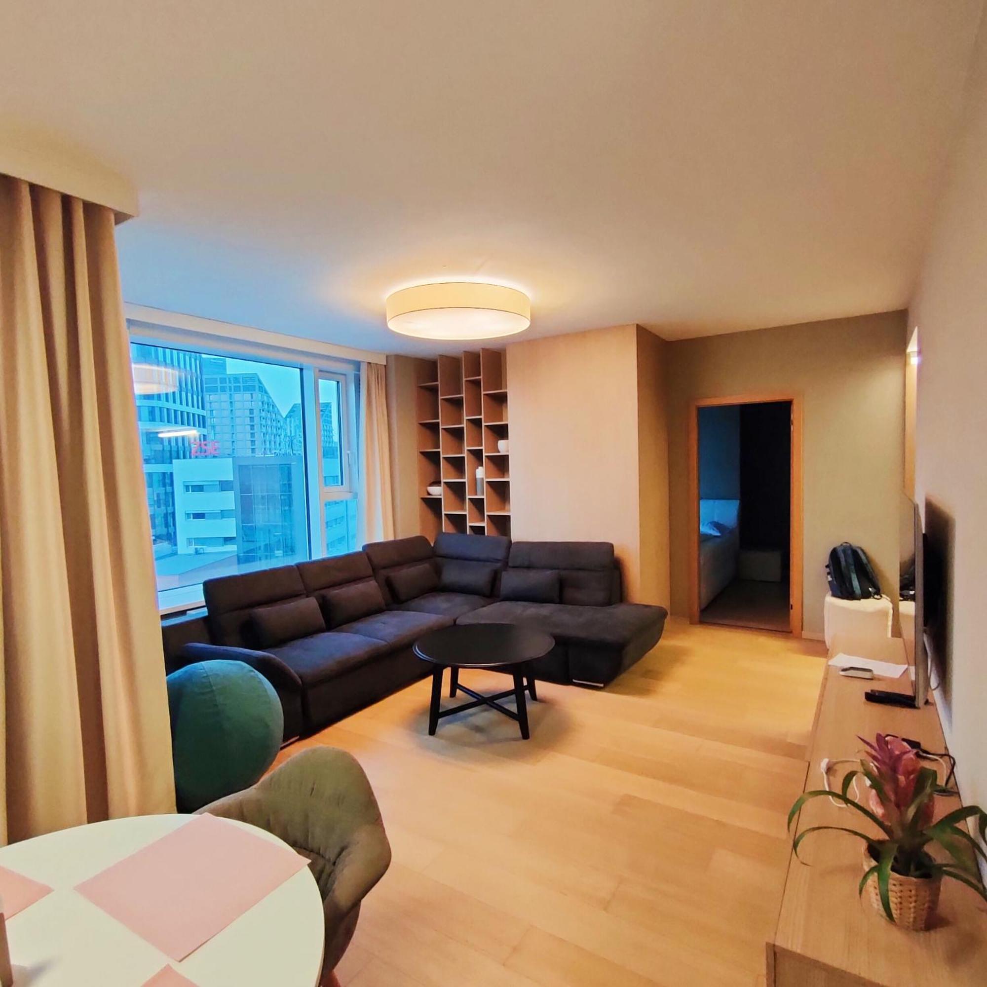 Sag Panorama City Free Parking 브라티슬라바 외부 사진